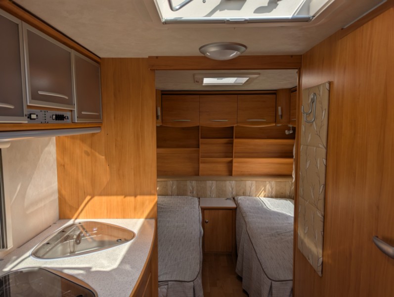 Adria Adora 552 UL Wohnwagen - Vänge, Schweden