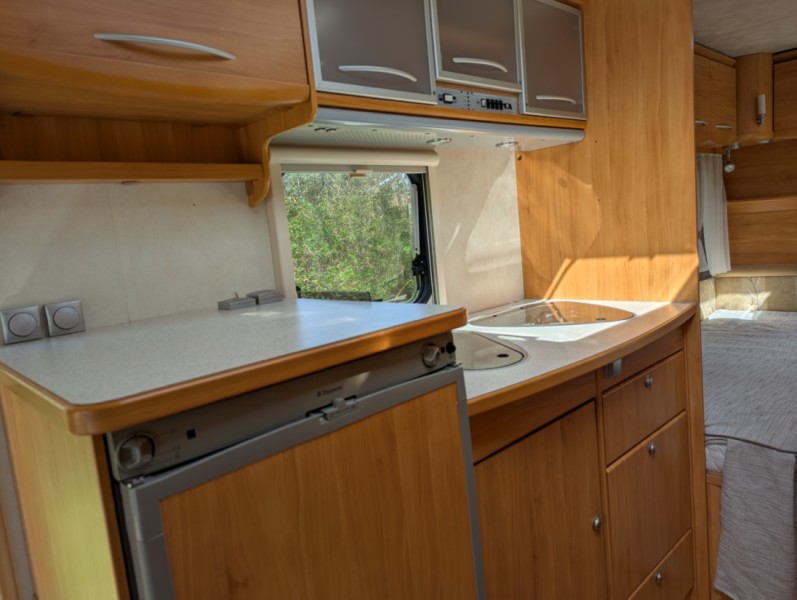 Adria Adora 552 UL Wohnwagen - Vänge, Schweden