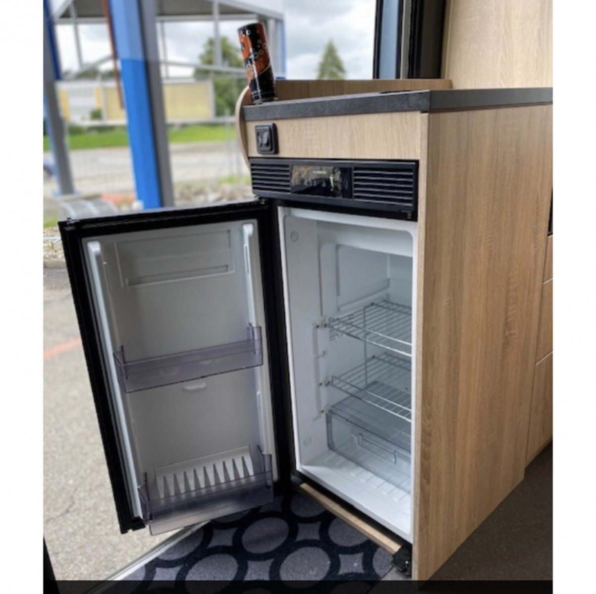 Rent motorhome in Ebikon with 4 sleeping spots from EUR 1,456 / week