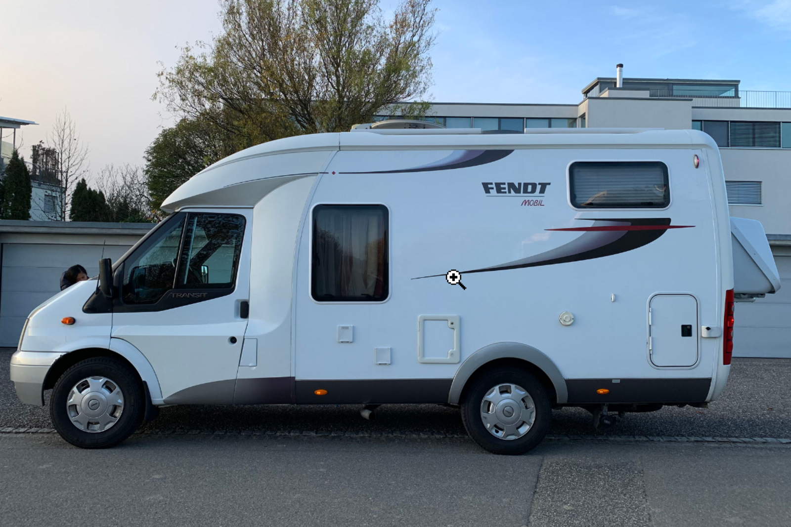 Wohnmobil in Gränichen mit 3 Schlafplätzen ab CHF 126 / Nacht mieten ...