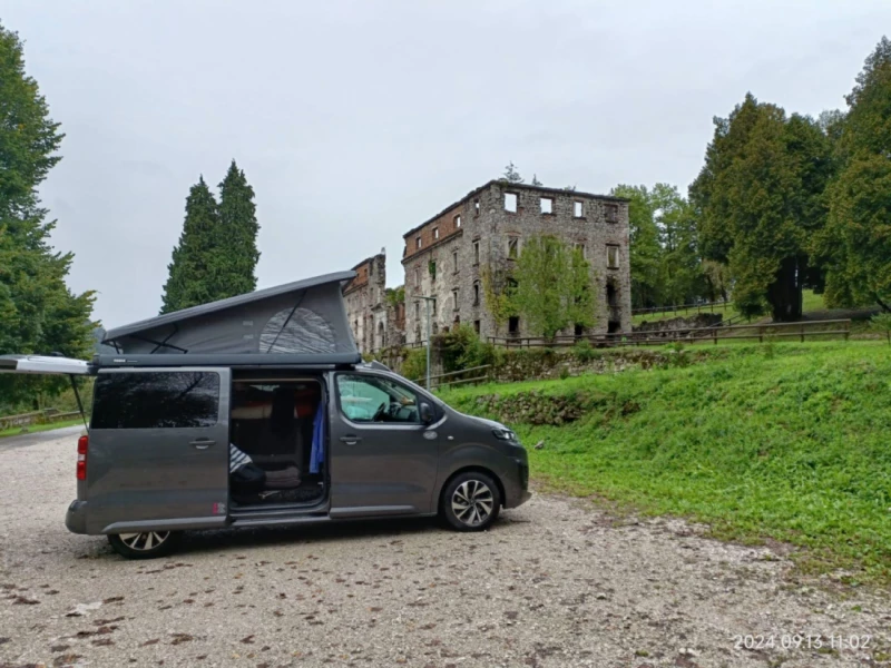 Photo of the vehicle