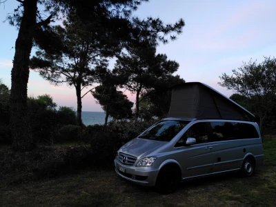 Mercedes Marco polo Campingbus - Geneve, Schweiz