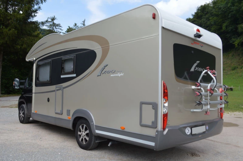 Photo of the vehicle