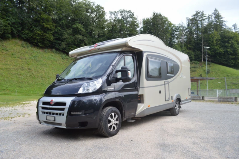 Photo of the vehicle