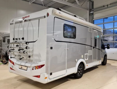 Photo of the vehicle