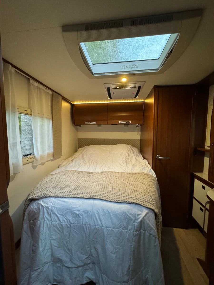 Rent motorhome in Helsinki with 4 sleeping spots MyCamper