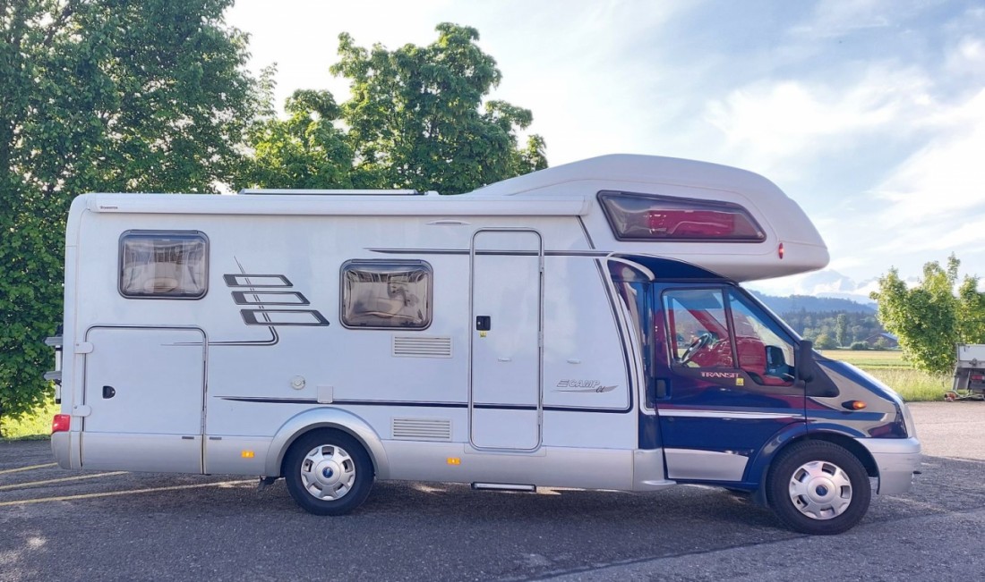 Photo of the vehicle