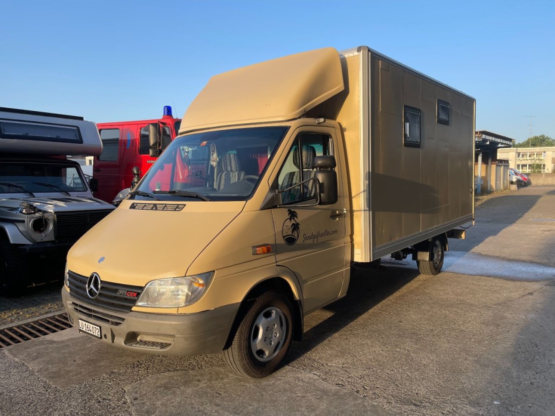 Photo of the vehicle