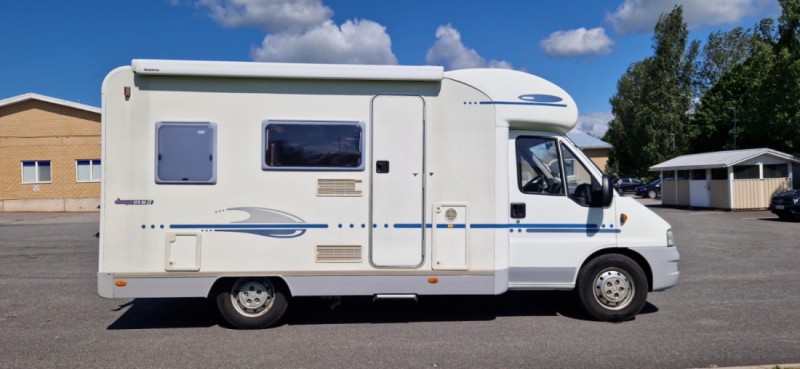 Photo of the vehicle