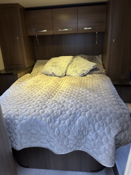 Challenger Birthday 60 M14 140CH Blanc Bobil - Harstad, Norge