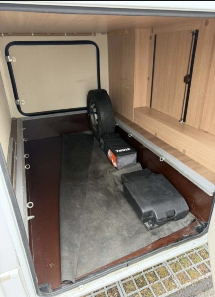 Fiat Ducato Motorhome - Neben Wien, Austria