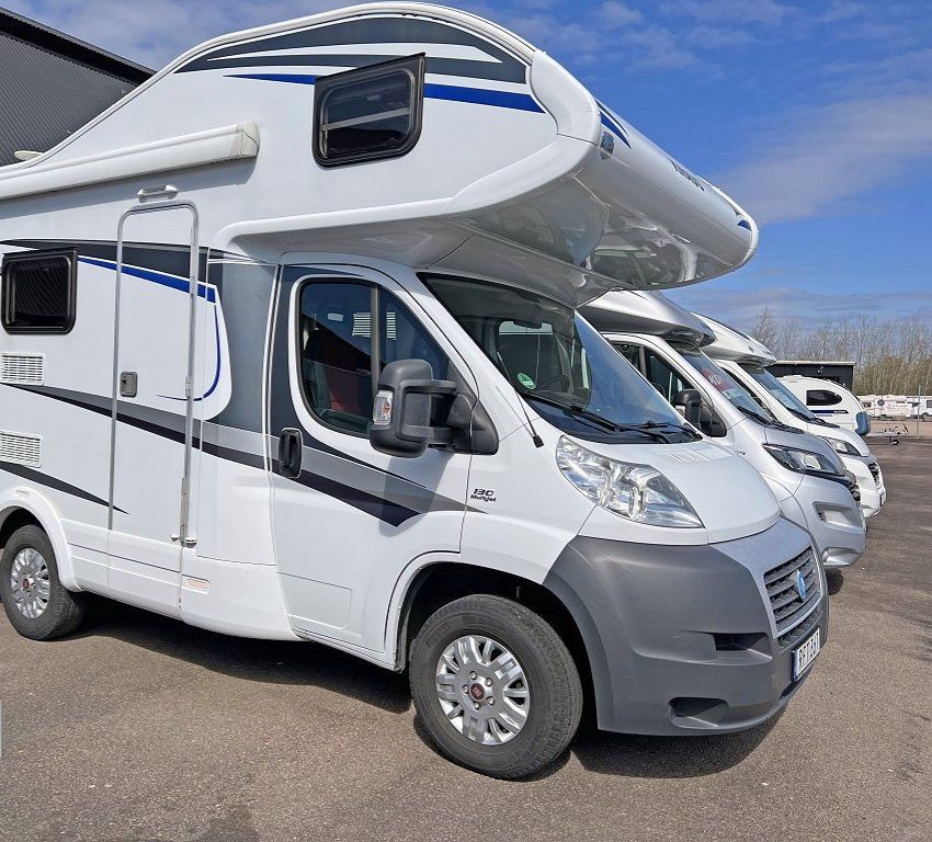 Rent motorhome in Värmdö with 4 sleeping spots MyCamper