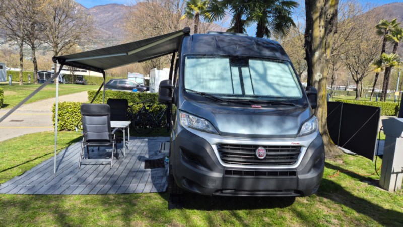 Pössl Roadcamp Camping-car - Illgau, Suisse