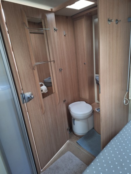 Sunlight FIAT-CAPRON T 69 L Matkailuauto (SA) 3ov 2287cm3 Bobil - Vantaa, Finland