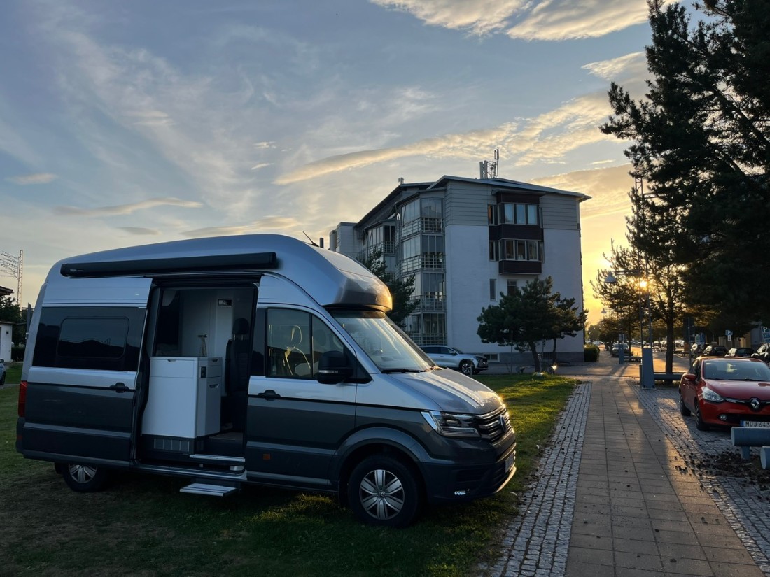 VW Grand California 600 Wohnmobil - Spånga, Schweden