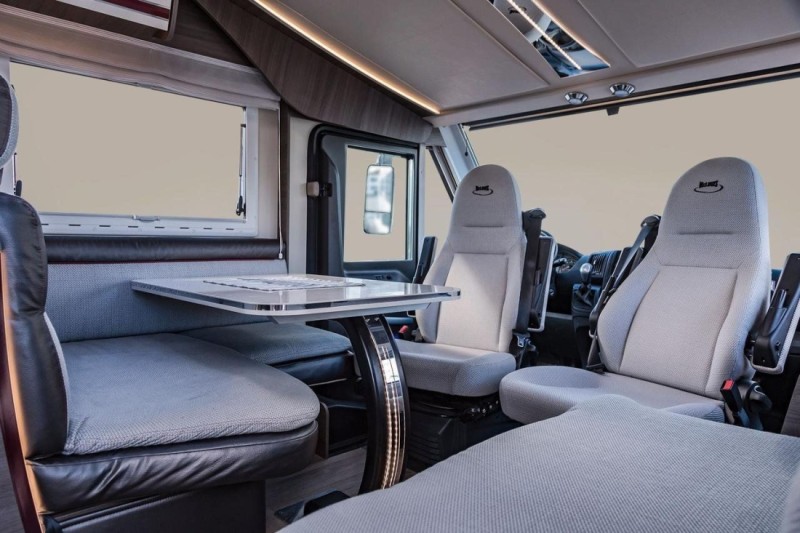 McLouis Campervan Camping-car - Halmstad, Suède