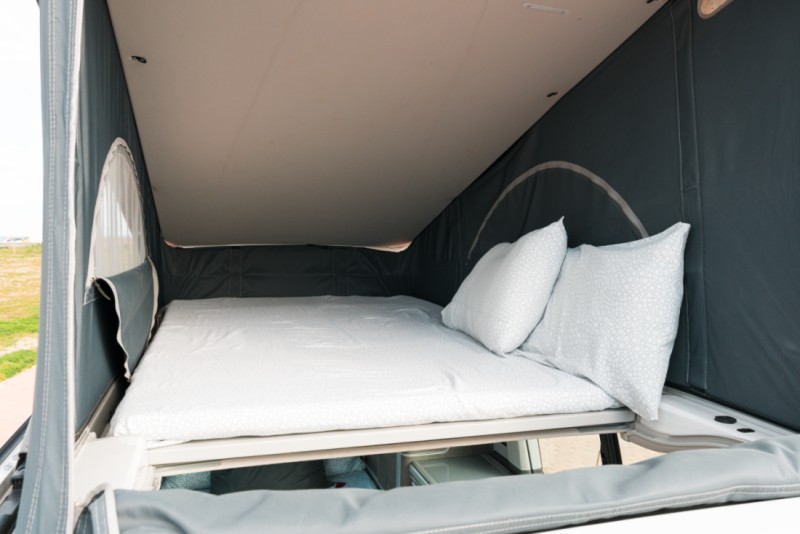 California Standard Volkswagen Motorhome - Rosersberg, Sweden