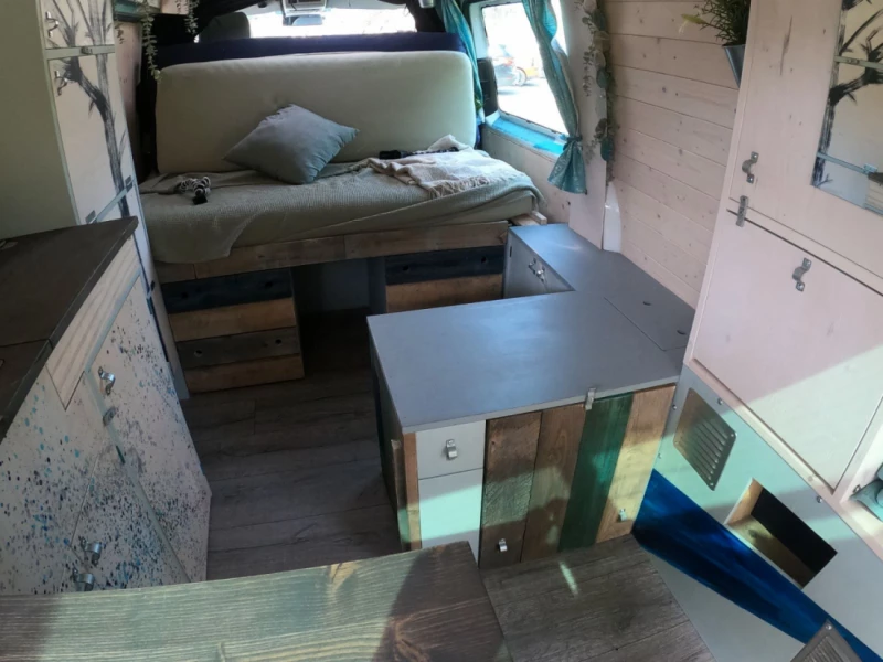 Photo of the vehicle