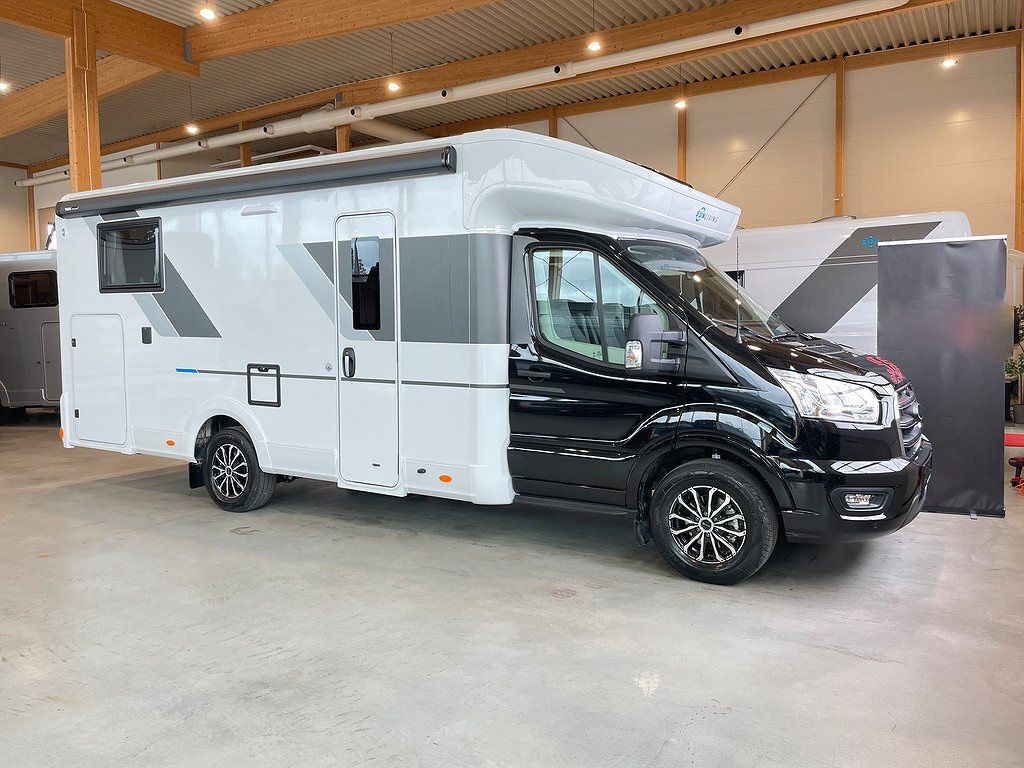 Photo of the vehicle
