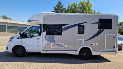 Wohnmobil in Waldshut-Tiengen mit 4 Schlafplätzen ab CHF 1'287 / Woche  mieten – MyCamper