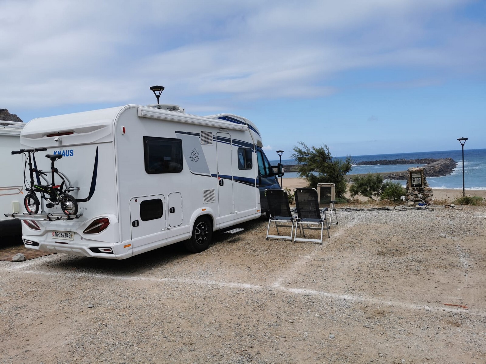 Rent motorhome in Herdern with 5 sleeping spots from 1 398 EUR / week