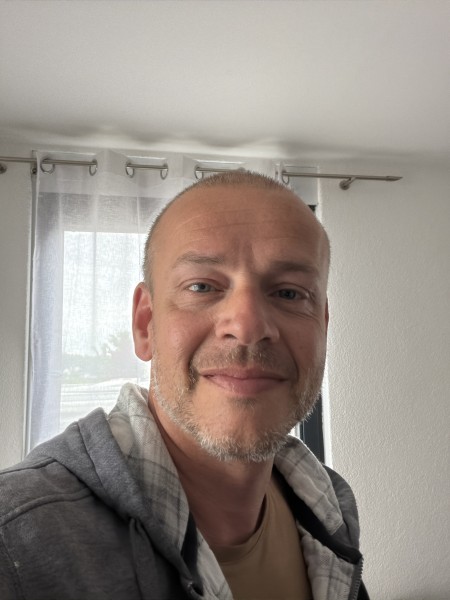 Käyttäjän Alexander profiilikuva